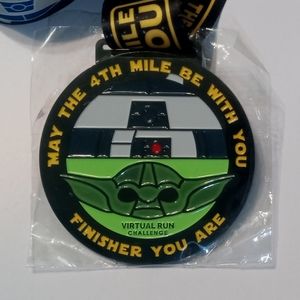 Disney Star Wars Baby Yoda R2D2 May The 4th Be With You Medal Virtual Run new